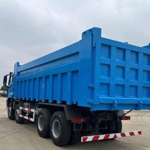 SINOTRUK HOWO Camión Volquete Usado 8x4 de 12 Ruedas y <span class=keywords><strong>50</strong></span> Toneladas, Diésel Euro 2, Volteo Izquierdo, para Minería y Construcción - Product Image 5