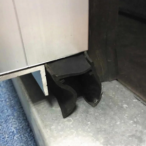 Bande de <span class=keywords><strong>joint</strong></span> d'étanchéité en caoutchouc plastique PVC perle fixe dédiée pour porte coulissante de <span class=keywords><strong>chambre</strong></span> <span class=keywords><strong>froide</strong></span> - Product Image 5