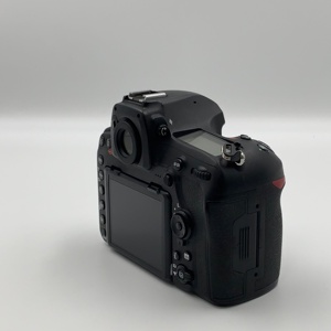 Cámara DSLR N Ikon <span class=keywords><strong>D850</strong></span> Usada con Batería y Cargador, Estado A+ con Batería y Cargador, Preferida por los Revendedores - Product Image 4