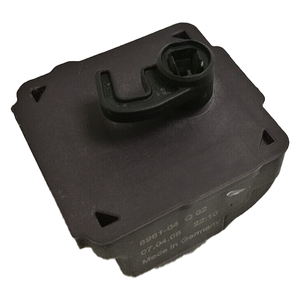 Module d'actionneur de déverrouillage de couvercle de réservoir de carburant de nouvelle condition adapté pour <span class=keywords><strong>SMART</strong></span> FORTWO <span class=keywords><strong>451</strong></span> 2007-14 8961-04 8961-04Q02 - Product Image 6