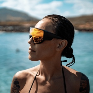 แว่นกันแดดแฟชั่น LMA ทรงโอเวอร์ไซส์ กันลม วัสดุ PC ทรงสปอร์ต เลนส์มิเรอร์ กรอบใหญ่  รับทำโลโก้  แว่นตานิรภัยมาตรฐาน Z87 สำหรับผู้ชายและผู้หญิง - Product Image 5