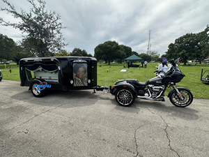 Vendita calda di qualità triste processione <span class=keywords><strong>auto</strong></span> cofanetto elettrico carro decorato fiore carrozza funebre <span class=keywords><strong>per</strong></span> la vendita - Product Image 5