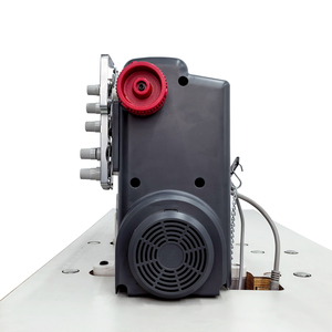 Machine à coudre industrielle à entraînement direct Britex BR-2500D-01CB, à lit plat, avec interlock, de qualité supérieure et à prix compétitif, fournie directement par l'usine. - Product Image 2