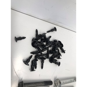 Kit Parafango Posteriore Compatibile con BMW R 1250 GS 2019-2023, Viti, Bulloni, Dadi, Rondelle e Componenti di Montaggio - Product Image 4