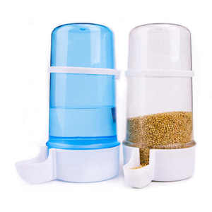 Toptan küçük otomatik asılı kuş besleyici plastik kuş besleyiciler ve içecekler için su içenler su besleyici kuşlar kafes - Product Image 1