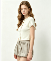 Ensemble 2 pièces en tricot pour femmes, haut cardigan à manches courtes raglan avec boutons, short à taille élastique, tenue