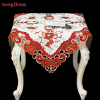 Nappe de Noël en tricot jacquard de luxe brodée de fleurs, réutilisable pour les banquets de fin d'année et la saison des fêtes