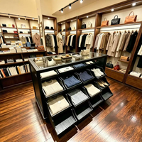 Vitrine d'îlot en verre pour magasin de vêtements, table de présentation, armoire de rangement de style vintage, comptoir de présentation de bijoux