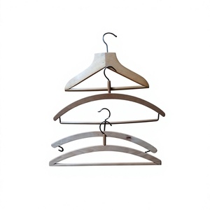 Organizador de abrigos y gorros de una sola capa, tallado en madera, con ganchos de acero, estilo vintage, diseño de hombros anchos antideslizantes, 100% algodón, rectangular para - Product Image 1