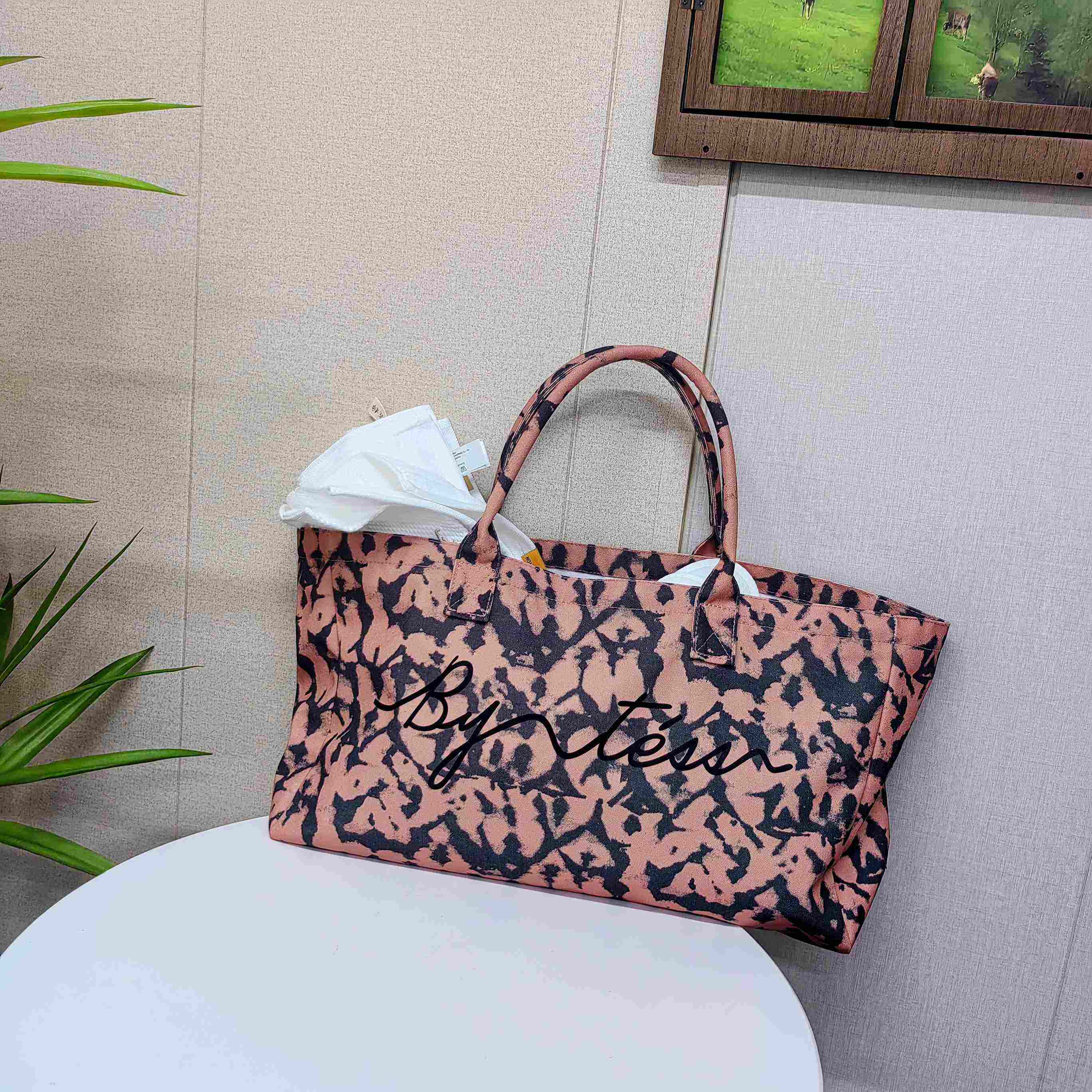 สีน้ำตาล