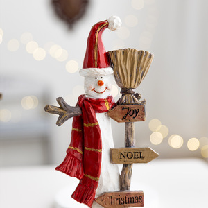 Adorno de Navidad transfronterizo de PVC con diseño de muñeco de nieve, señal de tráfico y decoración de escritorio con forma de casa de pájaros, para decoración navideña del hogar. - Product Image 4