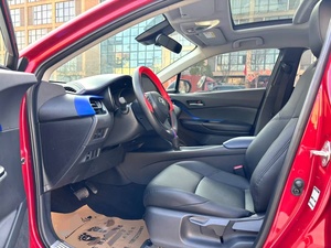 รถยนต์มือสองปี 2020 รุ่น C-HR SUV 5 ที่นั่ง พวงมาลัยซ้าย เบาะหนัง กล้องมองหลัง ยาง R17 หลังคาซันรูฟ รถ SUV ครอบครัว 5 ที่นั่ง รุ่น C-HR - Product Image 3