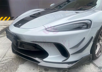 Kit carrosserie pour McLaren GT Style, en fibre de carbone sèche, comprenant un becquet avant, des extensions de jupes latérales, un diffuseur arrière, un aileron arrière et un couvre-becquet.