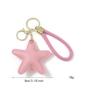 Llavero de estrella de cinco puntas de cuero PU suave con correa trenzada para muñeca, colgante de bolso de color sólido Kawaii, llavero portátil para coche - Product Image 6
