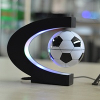 Ornement de basket-ball et de football à lévitation magnétique, cadeau d'anniversaire créatif, décoration de chambre à coucher sur le thème du sport pour garçons, veilleuse