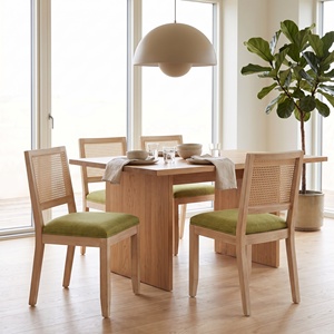 Silla de Comedor Nórdica Moderna de Madera Maciza con Respaldo de Ratán Natural y Asiento Tapizado en Tela para Restaurante y Hogar - Product Image 3