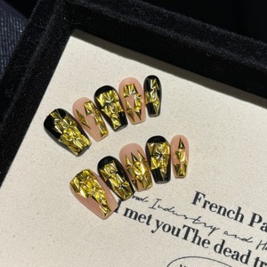 Design #75 Großhandel Acryl nagel Trendy 10pcs Full Cover Shiny <span class=keywords><strong>Gold</strong></span> Schwarz Falsche Nagels pitzen Drücken Sie auf Nägel Hand gefertigt für Frauen