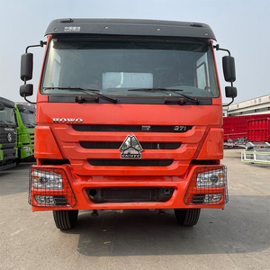 รถบรรทุกหัวลากซิโนทรัค ฮาวเวอร์ รุ่นใหม่ 371 แรงม้า 420 แรงม้า Hw76 6x4 ยูโร 3 สำหรับงานขนส่งในเหมือง - Product Image 3