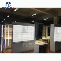 Vitrine de magasin optique moderne Offre Spéciale présentoirs de lunettes de soleil en bois populaires pour lunettes de soleil vitrine murale pour centre commercial