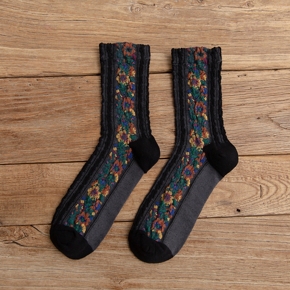 Design bonito Meias de flores femininas Meias por atacado a granel Retro Flores quebradas