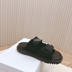 Nuovo arrivo da <span class=keywords><strong>donna</strong></span> <span class=keywords><strong>di</strong></span> design suola spessa infradito intrecciata con plateau in <span class=keywords><strong>paglia</strong></span> Casual Outwear pantofole per l'estate - Product Image 5