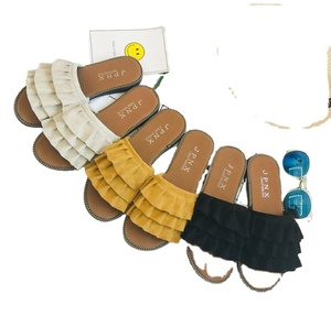 Nouvelles pantoufles rafraîchissantes pour femmes, à talon plat, polyvalentes, à lacets et à bride unique, vente en gros - Product Image 1