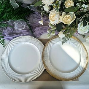 Assiettes de Présentation Rondes Blanches en Plastique de 13 Pouces avec <span class=keywords><strong>Bord</strong></span> Doré pour Mariages et Événements – Lot en Gros Or et Argent - Product Image 1
