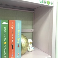 Meubles de bibliothèque de bureau simples de style européen pour la cuisine, la salle à manger, l'hôtel et l'hôpital utilisent un matériau durable en bois MDF et en verre