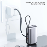 Power Bank Magnetik Nirkabel Kapasitas Tinggi 10000mAh PD 22.5W Pengisian Cepat Kabel Terintegrasi Layar Digital Cat Metalik