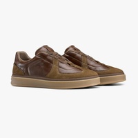 Chaussure plate de luxe 2025, style classique, basse, style skateboard, tendance de la mode pour le printemps et l'automne, pour la marche