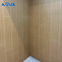 Panneau mural SPC à texture bois, imperméable, revêtement mural décoratif pour l'intérieur