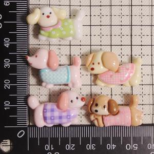 Accessoires en résine DIY Chien <span class=keywords><strong>Teckel</strong></span> en résine créative, Breloques Bijoux Kawaii, Artisanat de dessin animé, Décoration de Noël - Product Image 3