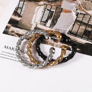สร้อยข้อมือสแตนเลส CZ079 เครื่องประดับถักแบบยูนิเซ็กซ์ สีดำ ทอง เงิน ดีไซน์เรขาคณิต - Product Image 3