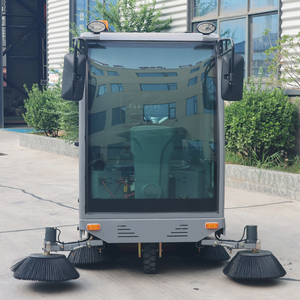 Máquina barredora de suelo industrial eléctrica con motor de alta eficiencia de 2000mm de ancho de barrido para limpieza de carreteras y calles - Product Image 2