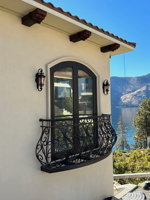 Rampe de balcon en fer forgé au design moderne, acier décoratif populaire pour appartements