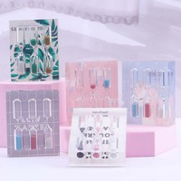 En gros Mini Sablier Créatif en Acrylique, Design Minimaliste et Moderne, Cadeau d'Affaires