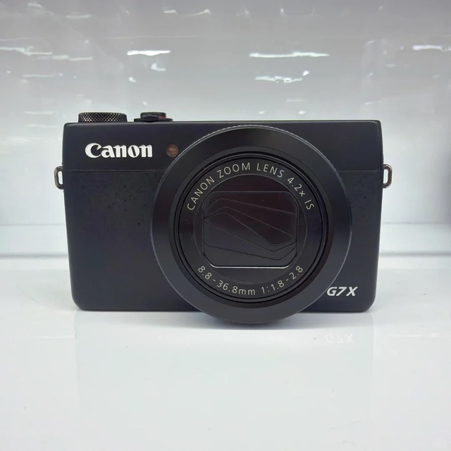 90% New Canons G7X High End Portable Consumer Grade Digital Camera Fixed Shot