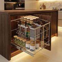 Panier coulissant à diviseurs réglables pour rangement dans les armoires de cuisine intégrées et les cuisines de style farmhouse