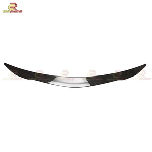 Aileron arrière en fibre de carbone sèche de style Performante pour Lamborghini URUS 2018-2023, kits de conversion, aileron arrière de voiture, kits de carrosserie, pièces - Product Image 1