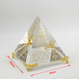 Großhandel Günstige Crystal Crafts <span class=keywords><strong>60mm</strong></span> Glas Energie Pyramide Würfel Brief besch werer für Souvenir Geschenk - Product Image 2