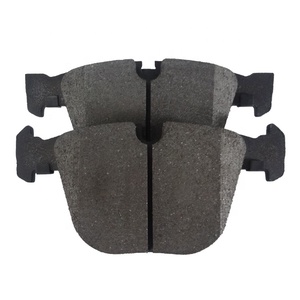 D919 Kit de coussinets de frein à disque en carbone semi-métallique de haute qualité pour <span class=keywords><strong>Bmw</strong></span> série 1 M 5 6 7 M3 - Product Image 1