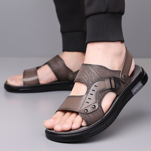 Sandales plates d'été pour hommes, bout ouvert, dessus en PU, semelle extérieure en caoutchouc antidérapante, chaussures de plage décontractées - Product Image 1