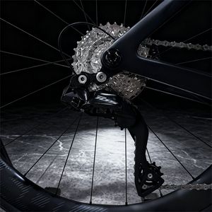 Vélo de course sur route en fibre de carbone KOZO, vente en gros directe d'usine, 700C, freins à disque hydrauliques <span class=keywords><strong>ShiMano</strong></span> <span class=keywords><strong>105</strong></span> 7120-24s, OEM - Product Image 6