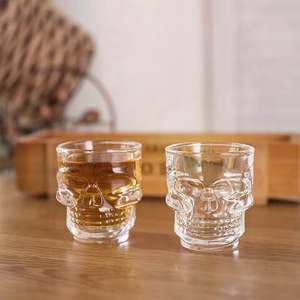 Vasos de <span class=keywords><strong>Tequila</strong></span>, Vodka y Whisky con Forma de <span class=keywords><strong>Calavera</strong></span>, Mini Vasos de Chupito de 50 ml, Baratos al por Mayor - Product Image 2