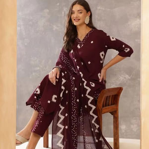 Kurta en pur coton imprimé régulier pour femmes avec pantalon & Dupatta - Product Image 1