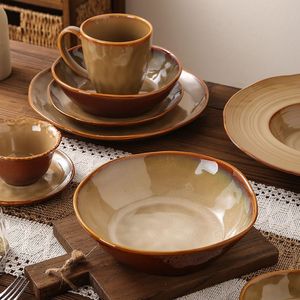 ชุดอาหารเซรามิกดีไซน์ใหม่ คุณภาพดี สไตล์ยุโรป/อเมริกาเหนือ ขอบสีน้ำตาล ทำด้วยมือ ทนความร้อน ใช้กับไมโครเวฟได้ - Product Image 2