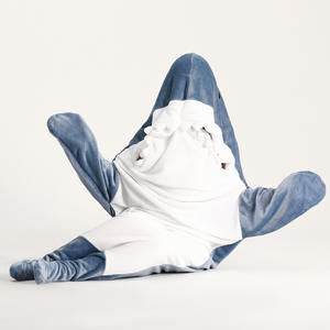 Piyama flanel hiu kartun, jubah tebal hangat satu potong pakaian tidur untuk pria wanita hadiah bisnis promosi hewan lucu - Product Image 5