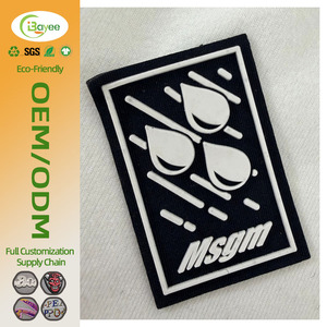 Parches de Silicona Ecológicos Resistentes al Calor, Personalizados, con Relieve 3D, Microinyección, para Ropa, Sudaderas y Chaquetas - Product Image 1