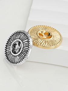 أزياء طائرة معدنية بأربع فتحات نمط دائري قميص اليد مخيط سبائك الزنك للملابس مؤسسة الضغط للملابس للملابس - Product Image 4