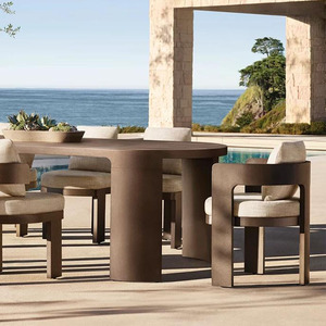 Set Moderno di Tavolo e Sedie <span class=keywords><strong>da</strong></span> <span class=keywords><strong>Esterno</strong></span> in Alluminio Pressofuso, Arredamento Resistente <span class=keywords><strong>alle</strong></span> <span class=keywords><strong>Intemperie</strong></span> per Ristoranti, Hotel, Cortili e Giardini - Product Image 1